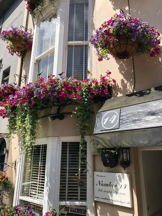 Bed and Breakfast Number14Hove Frühstückspension
